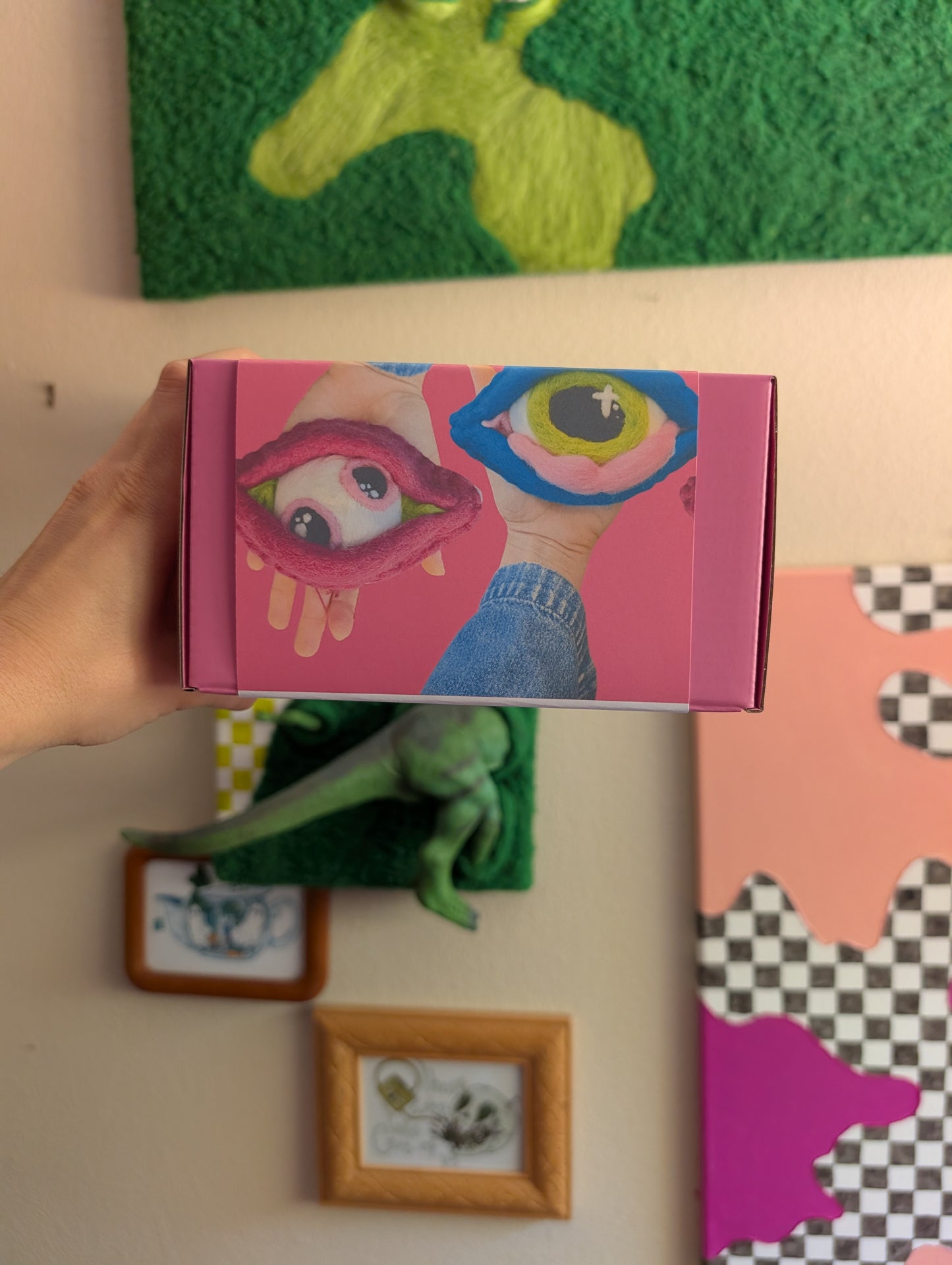 Monster Eyeball Felting Kit